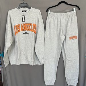✨NWT BoohooMAN Oversized Los Angeles  print gray tracksuit. SZ. M